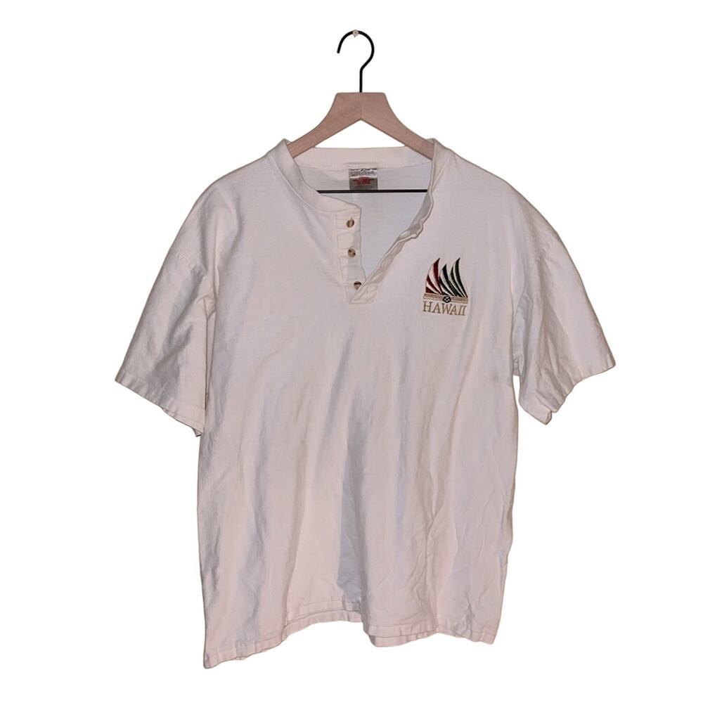 VNTG Hawaii embroidered button up tshirt XL